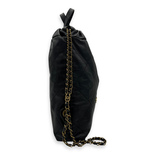 Chanel Chanel 22 Black Backpack in Calfskin, Gold hardware_3