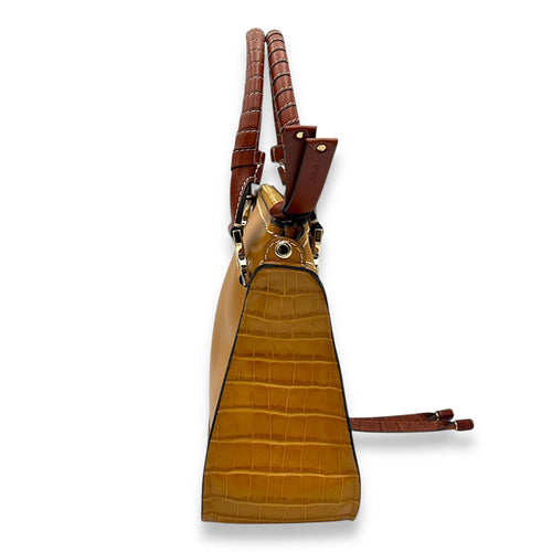 Chloé Marcie Top Handle Bag Brown in Calfskin, Gold hardware_3