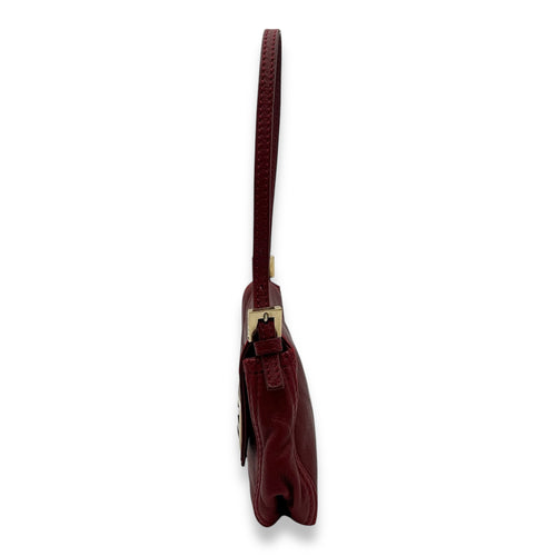 Fendi Baguette Shoulder Bag Red in Calfskin, Gold hardware_3