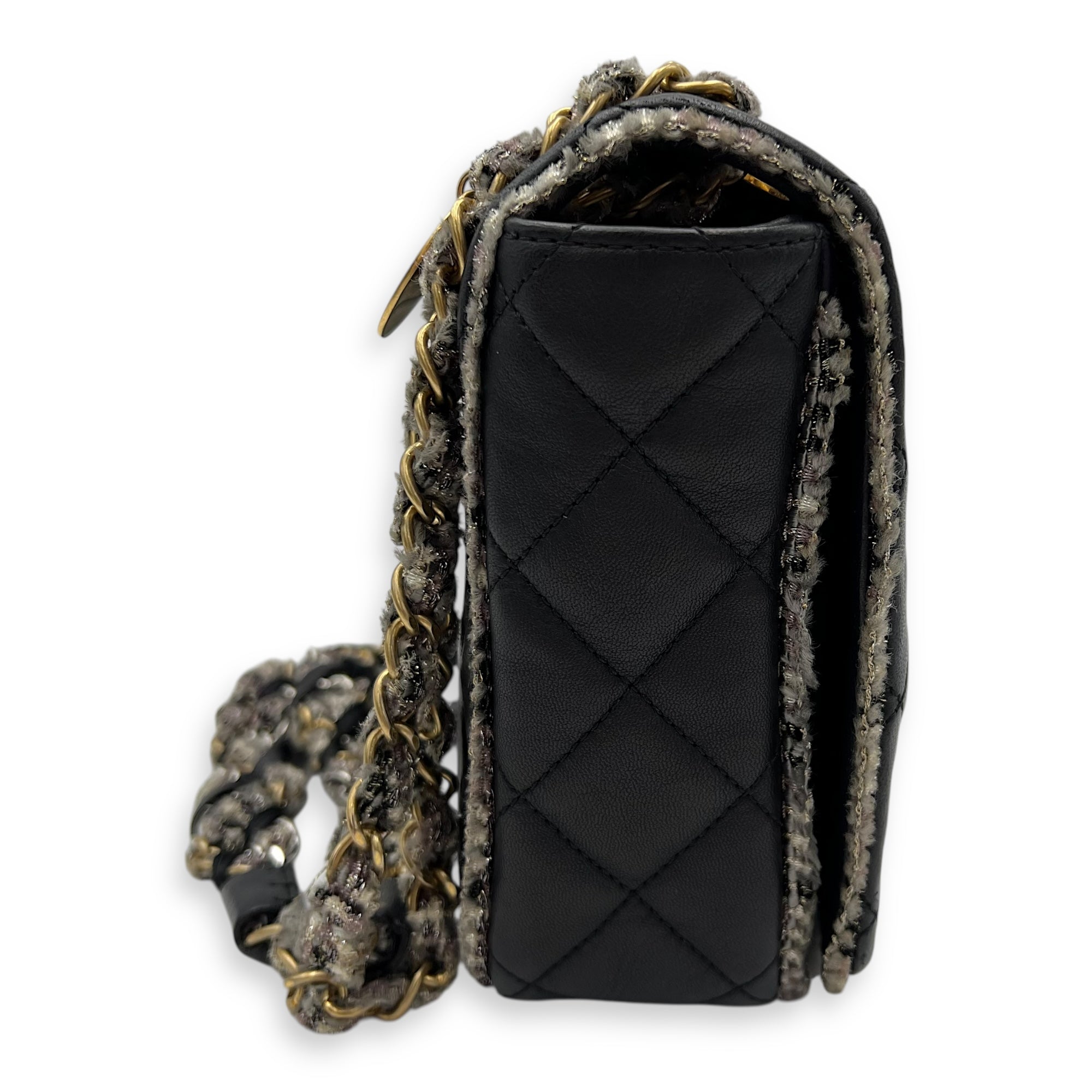Chanel CC Crossbody Bag Black in Calfskin, Mixed hardware_5