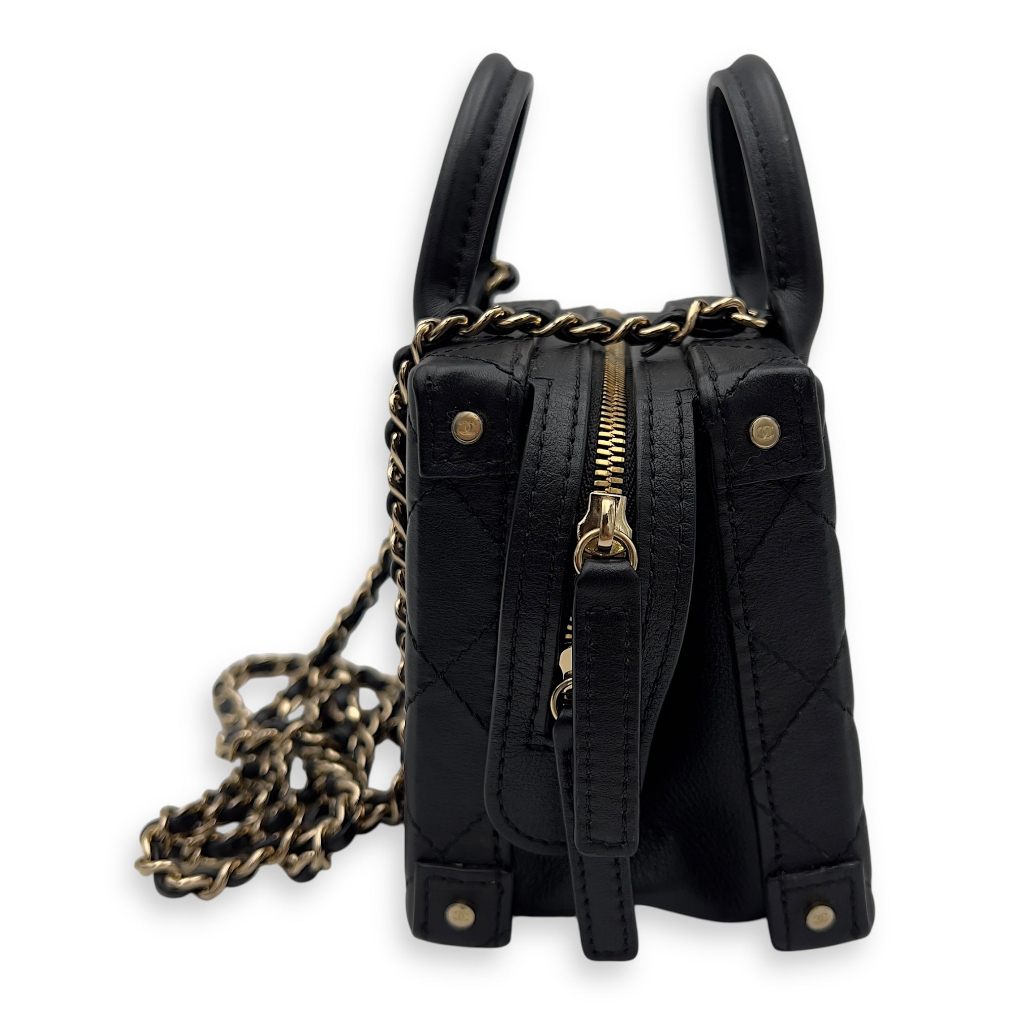 Chanel CC Black Top Handle Bag in Calfskin, Gold hardware_5