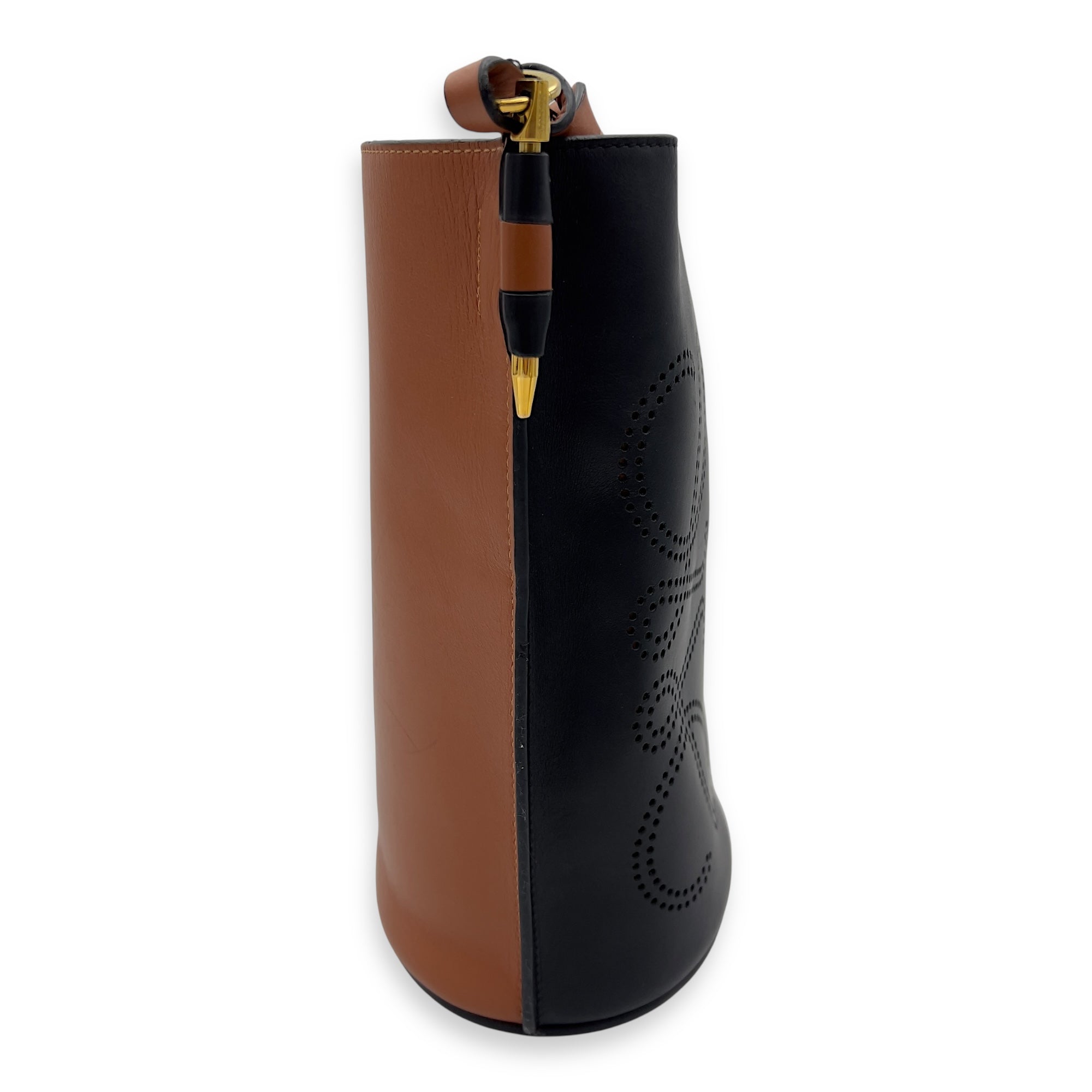Loewe Anagram Shoulder Bag Brown in Calfskin, Gold hardware_5