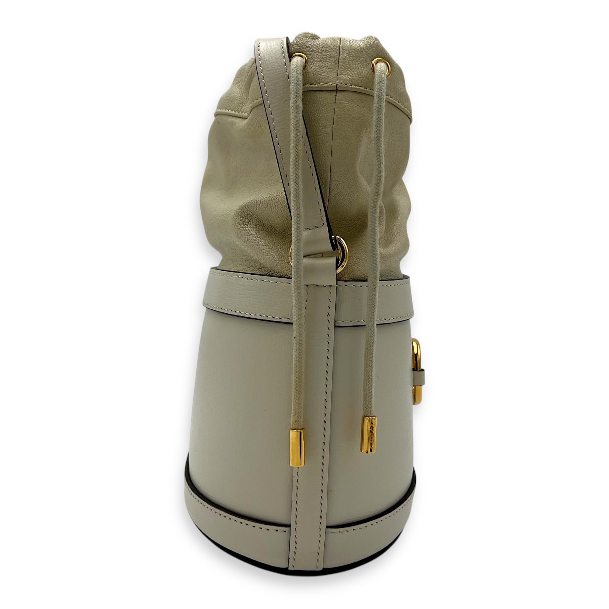Gucci Horsebit 1955 White Bucket Bag in Calfskin, Gold hardware_3