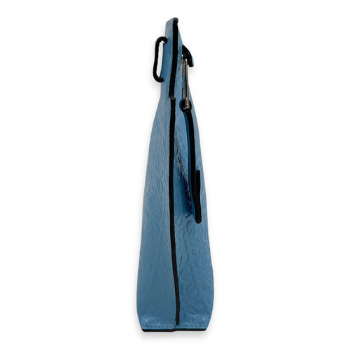 Loewe Anagram T Blue Pouch in Patent Embossed Calfskin, Silver hardware_3