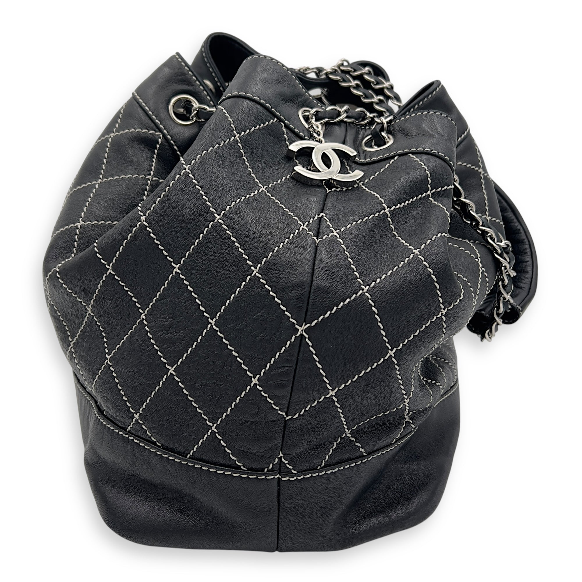 Chanel Surpique Wild Stitch Bucket Bag Black in Lambskin, Silver hardware_3