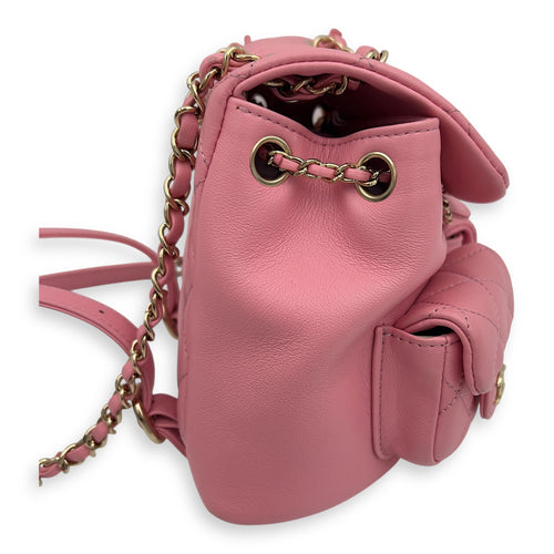 Chanel Duma Pink Backpack in Calfskin, Gold hardware_3