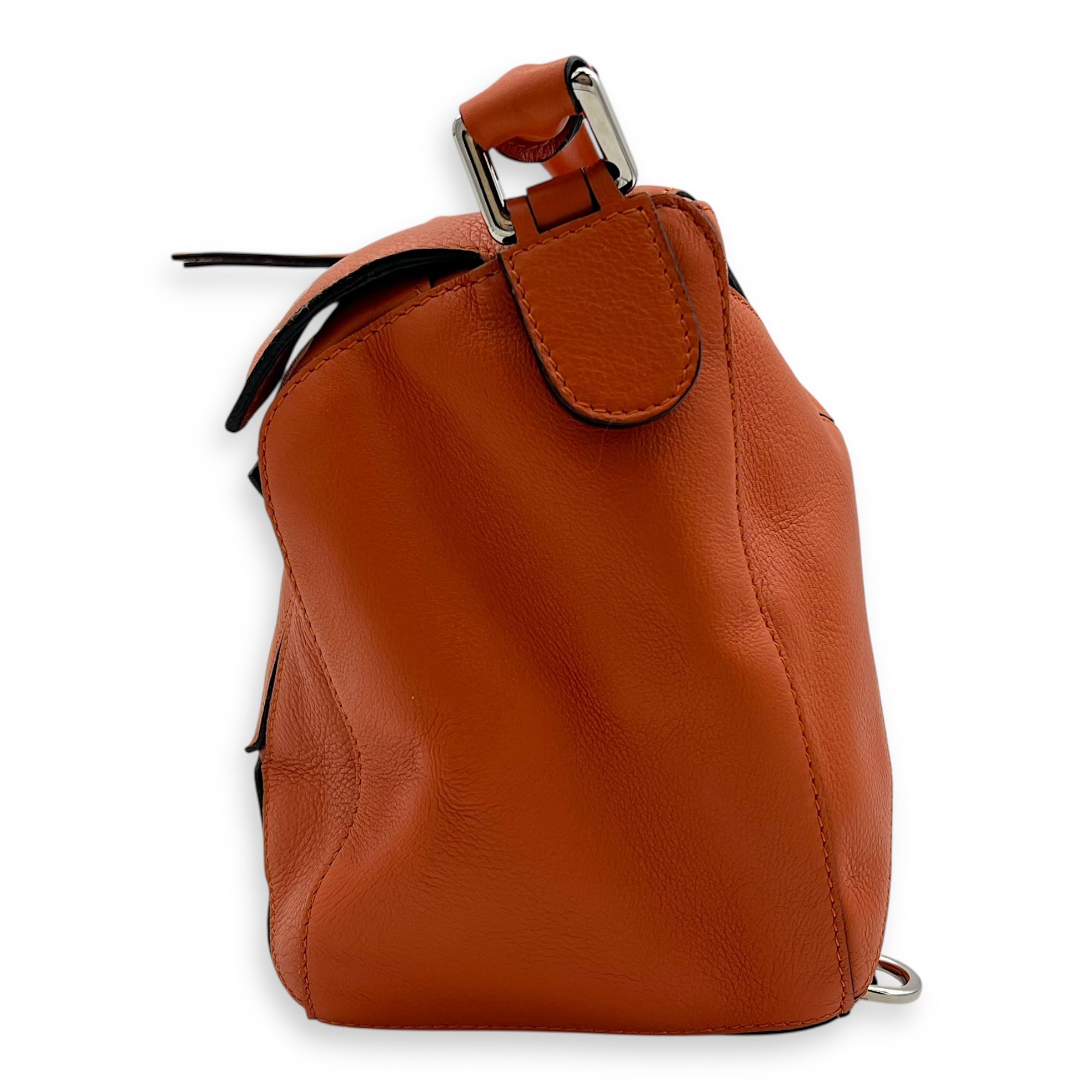 Loewe Puzzle Medium Orange Crossbody Bag in Calfskin, Silver hardware_3