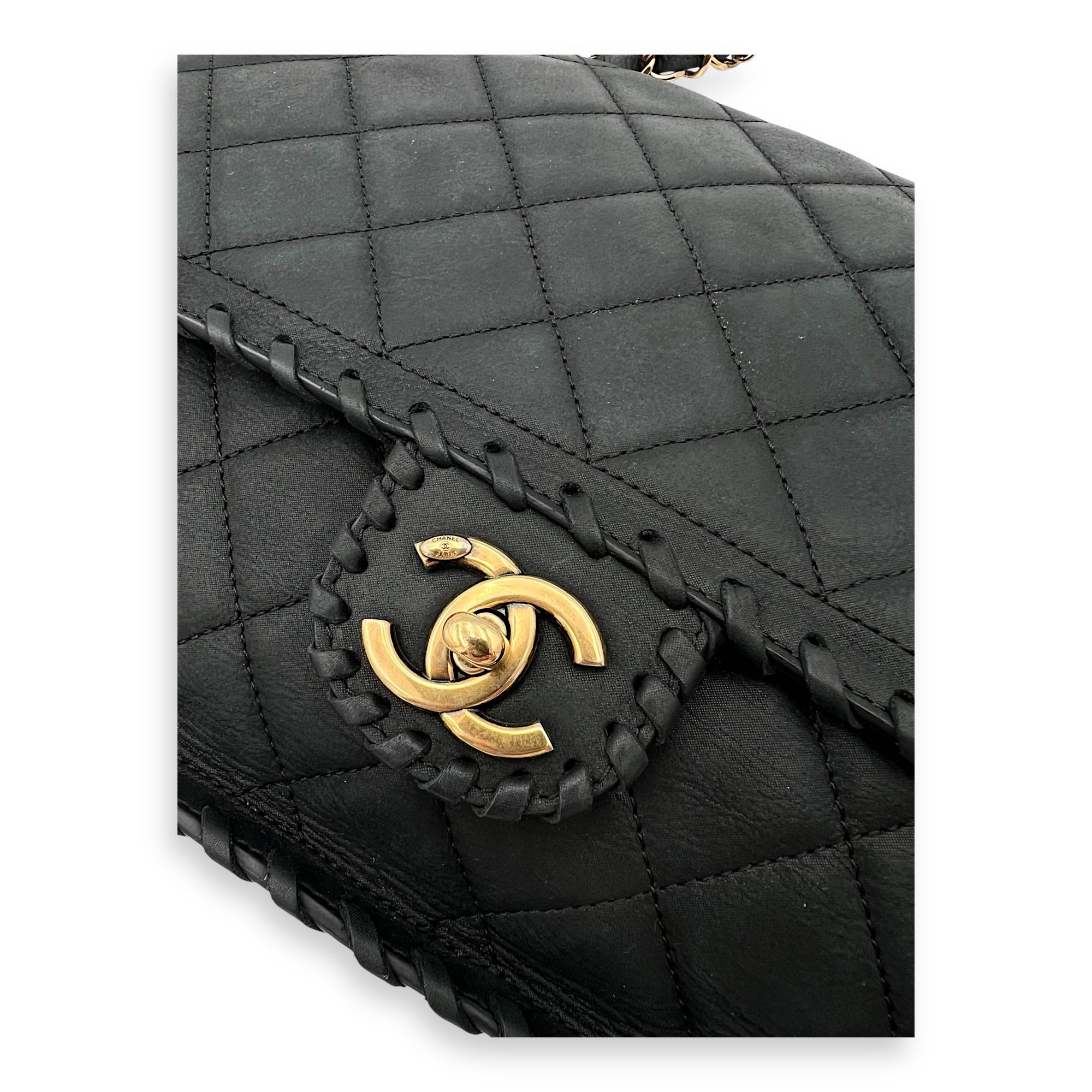 Chanel Happy Stitch CC Black Shoulder Bag in Suede Leather, Gold hardware_13