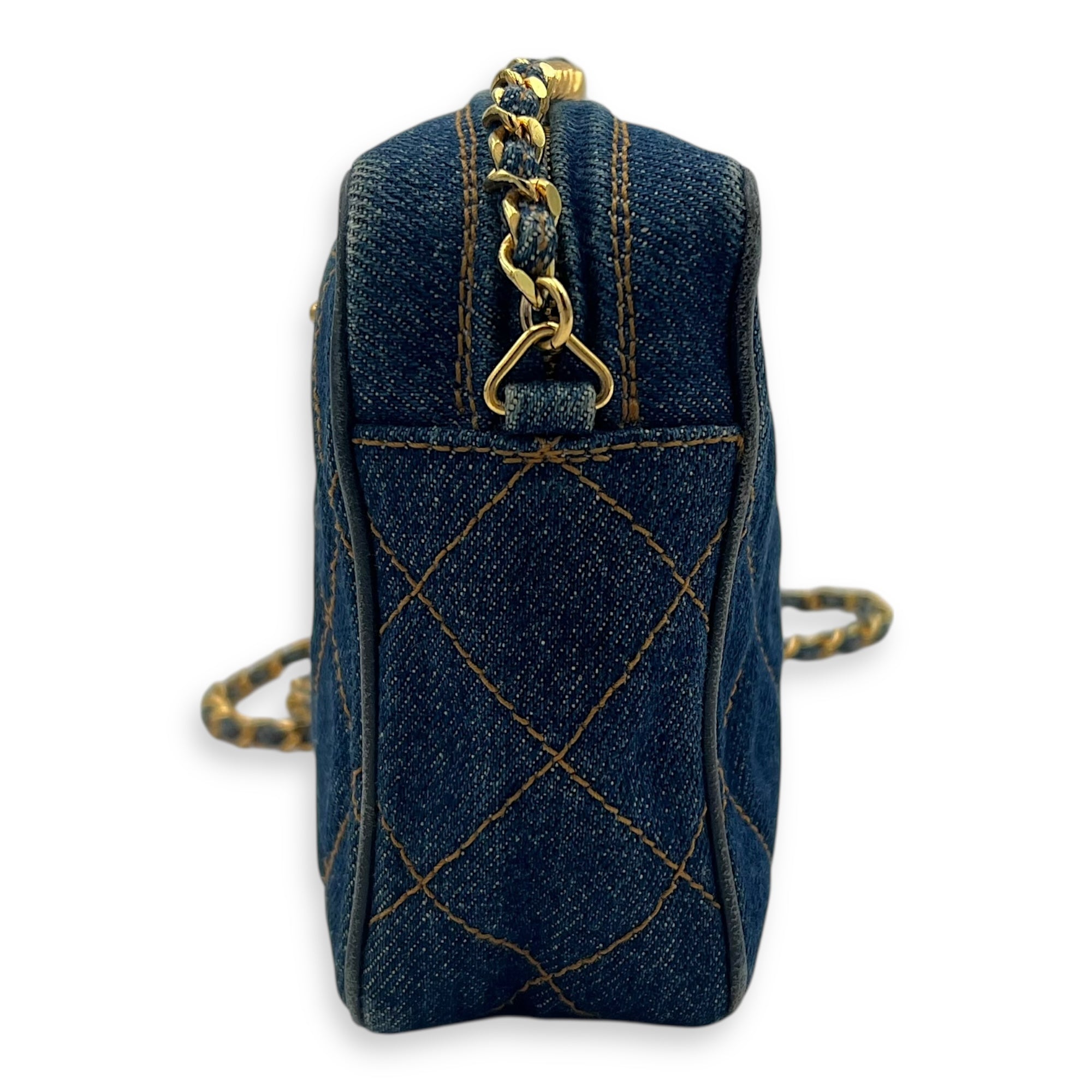Chanel Denim CC Quilted Turnlock Crossbody Bag Blue in Denim, Gold hardware_3