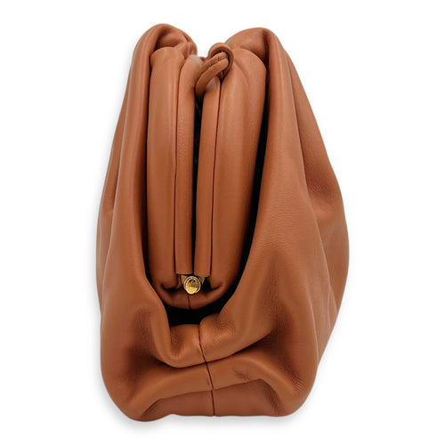 Bottega Veneta The Pouch Crossbody Bag Brown in Lambskin, Gold hardware_3