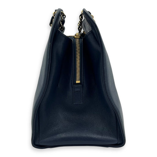 Chanel CC Shoulder Bag Blue in Calfskin, Gold hardware_3