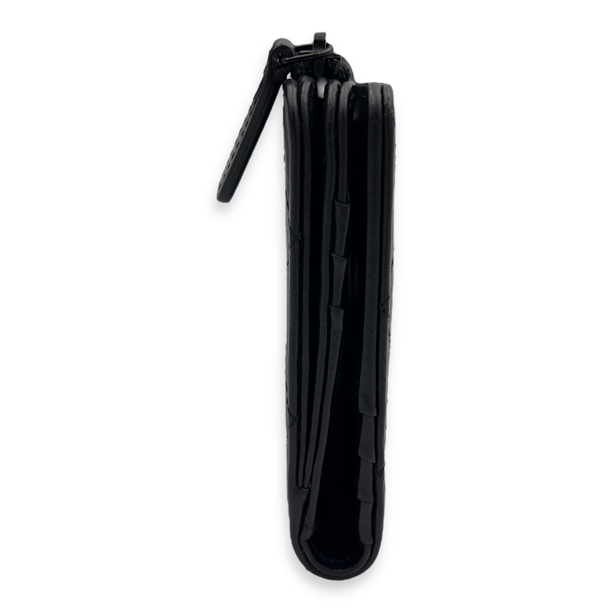 Chanel CC Black Wallet in Calfskin, Lacquered Metal hardware_3