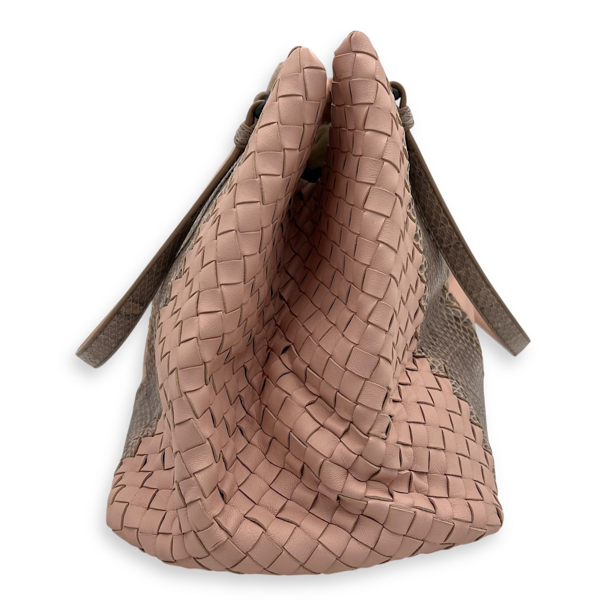 Bottega Veneta Intrecciato Top Handle Bag Pink in Lambskin, Gunmetal hardware_5