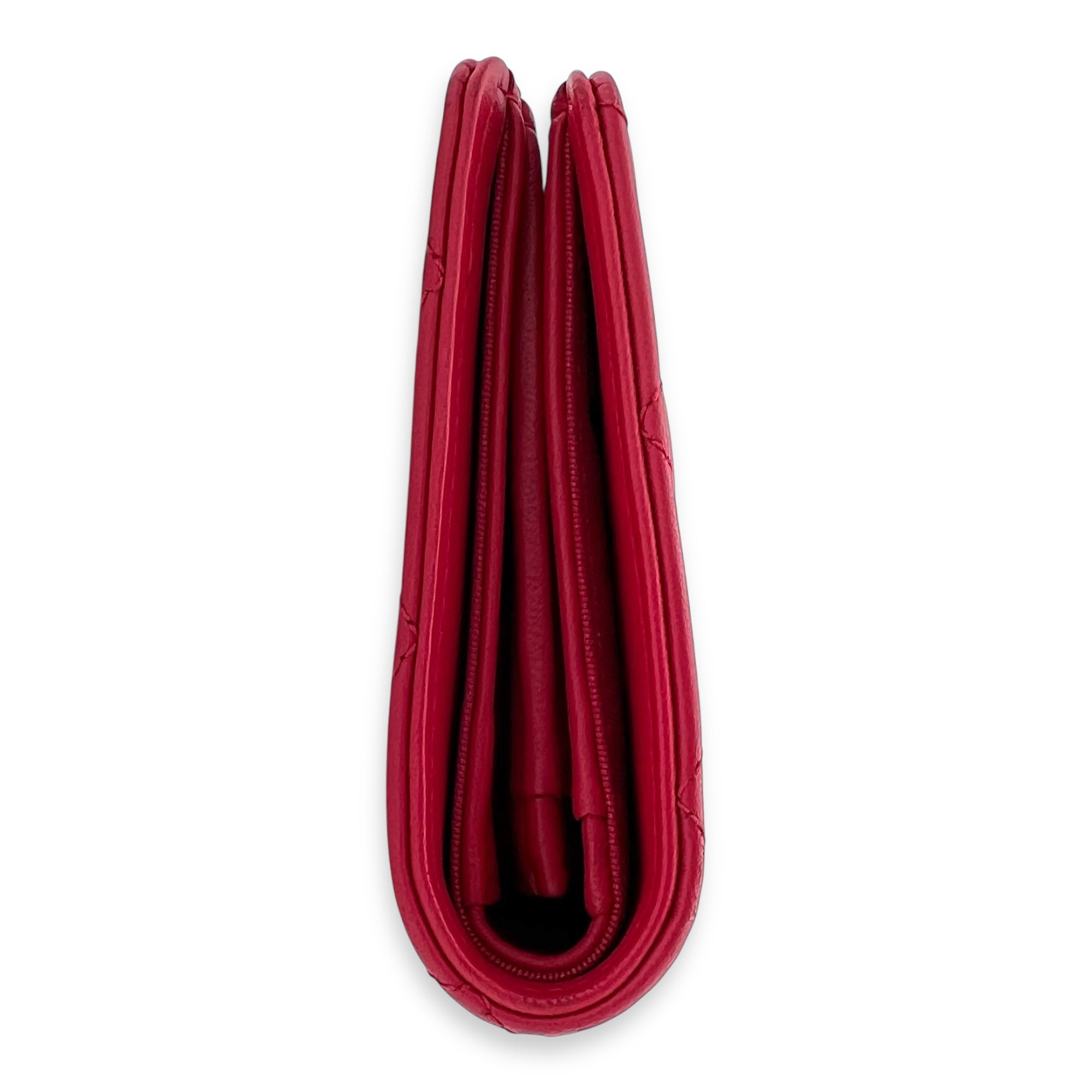 Chanel Classic Wallet Red in Lambskin, Gold hardware_7