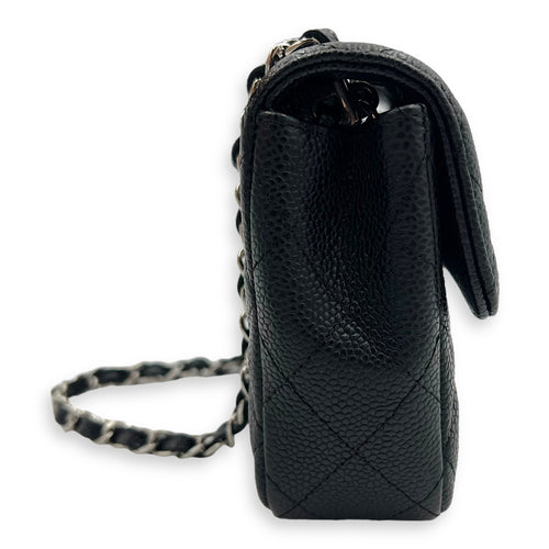 Chanel East West Flap Shoulder Bag Black in Caviar Leather, Silver hardware_3
