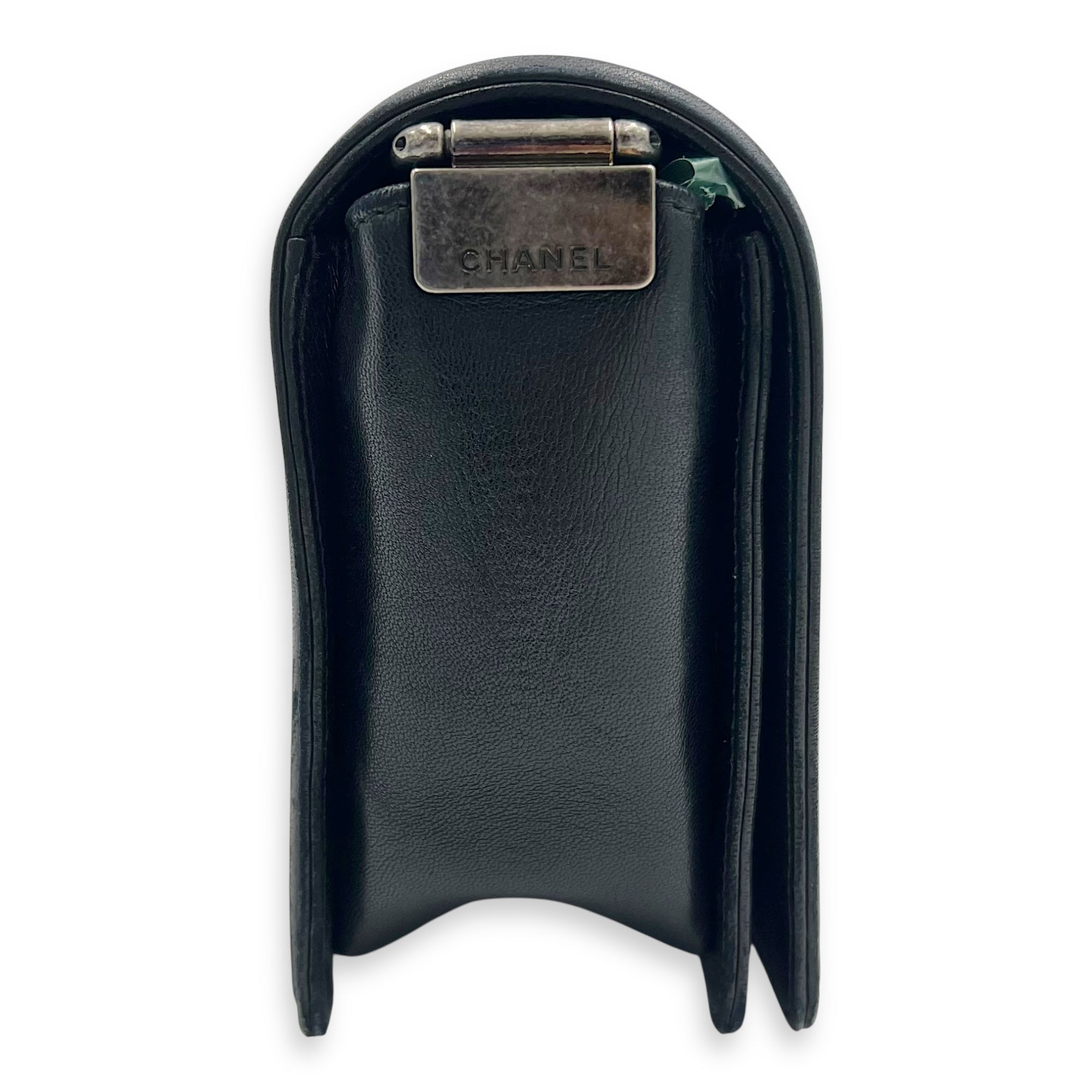 Chanel Boy Medium Black Shoulder Bag in Lambskin, Ruthenium hardware_6