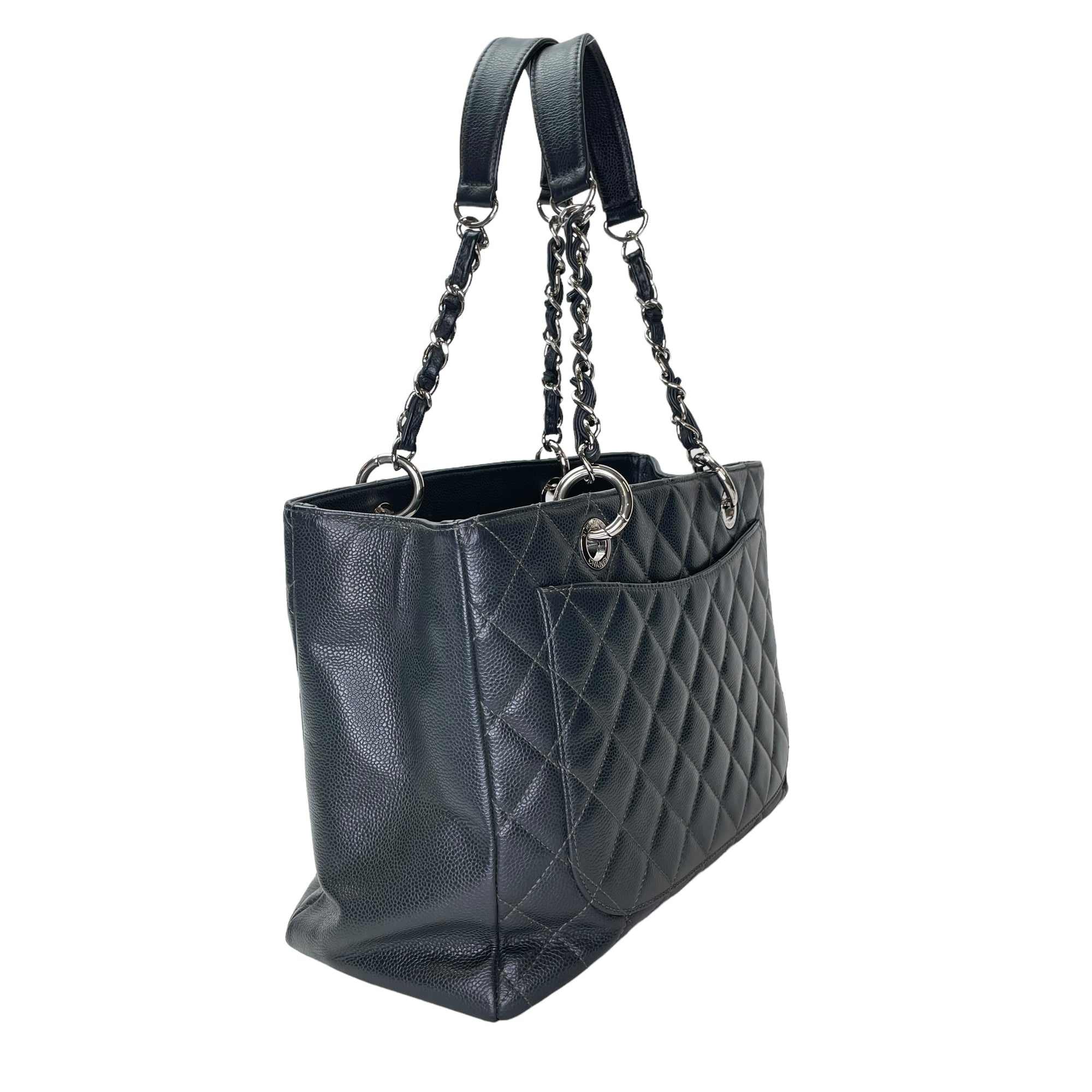 GST Grand Grey Tote Bag in Caviar Leather, Silver hardware