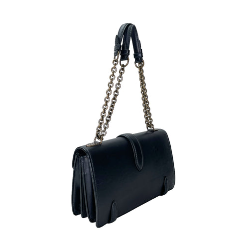 City Knot Black Shoulder Bag in Calfskin, Gold hardware