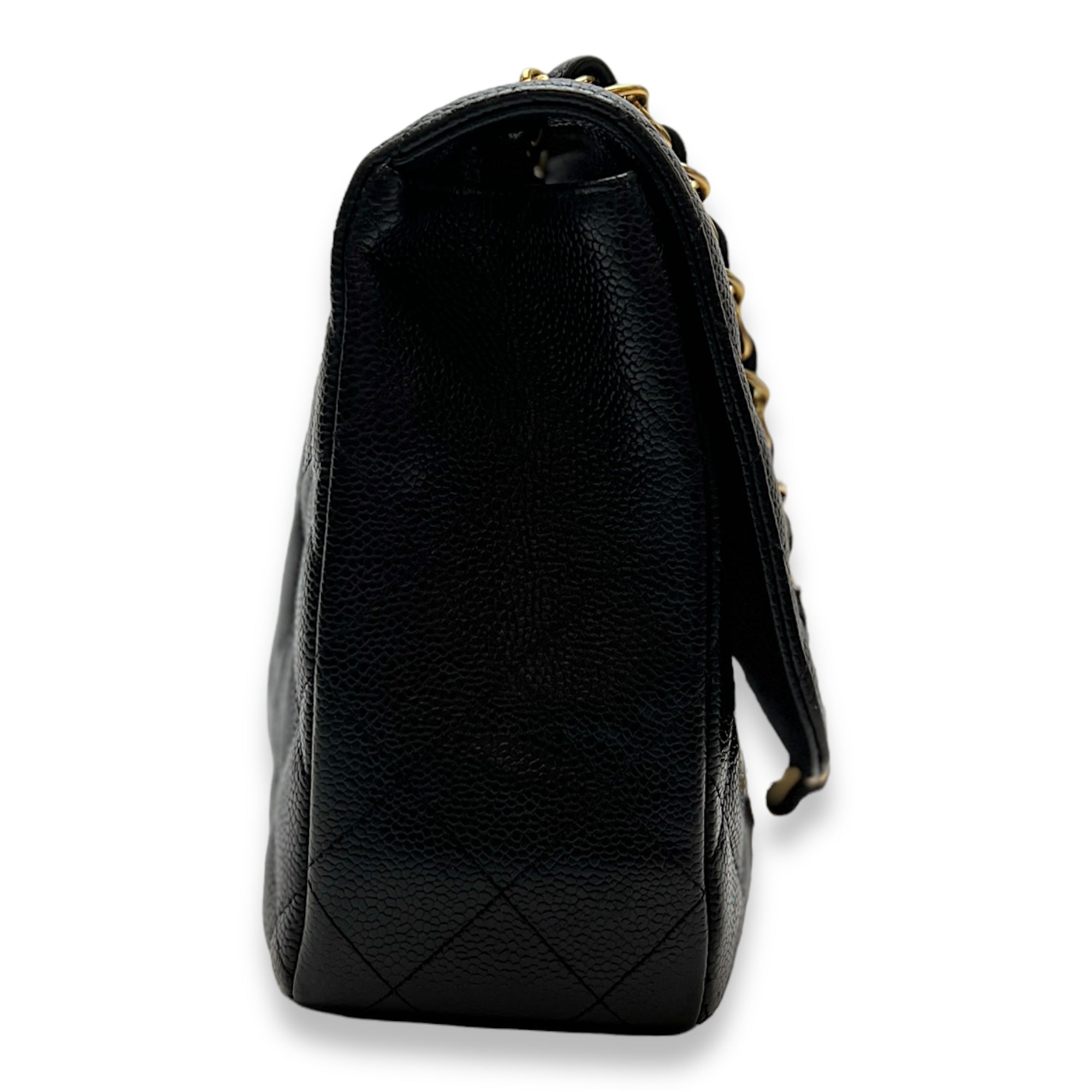 Classic Jumbo Black Shoulder Bag in Caviar Leather, Gold hardware