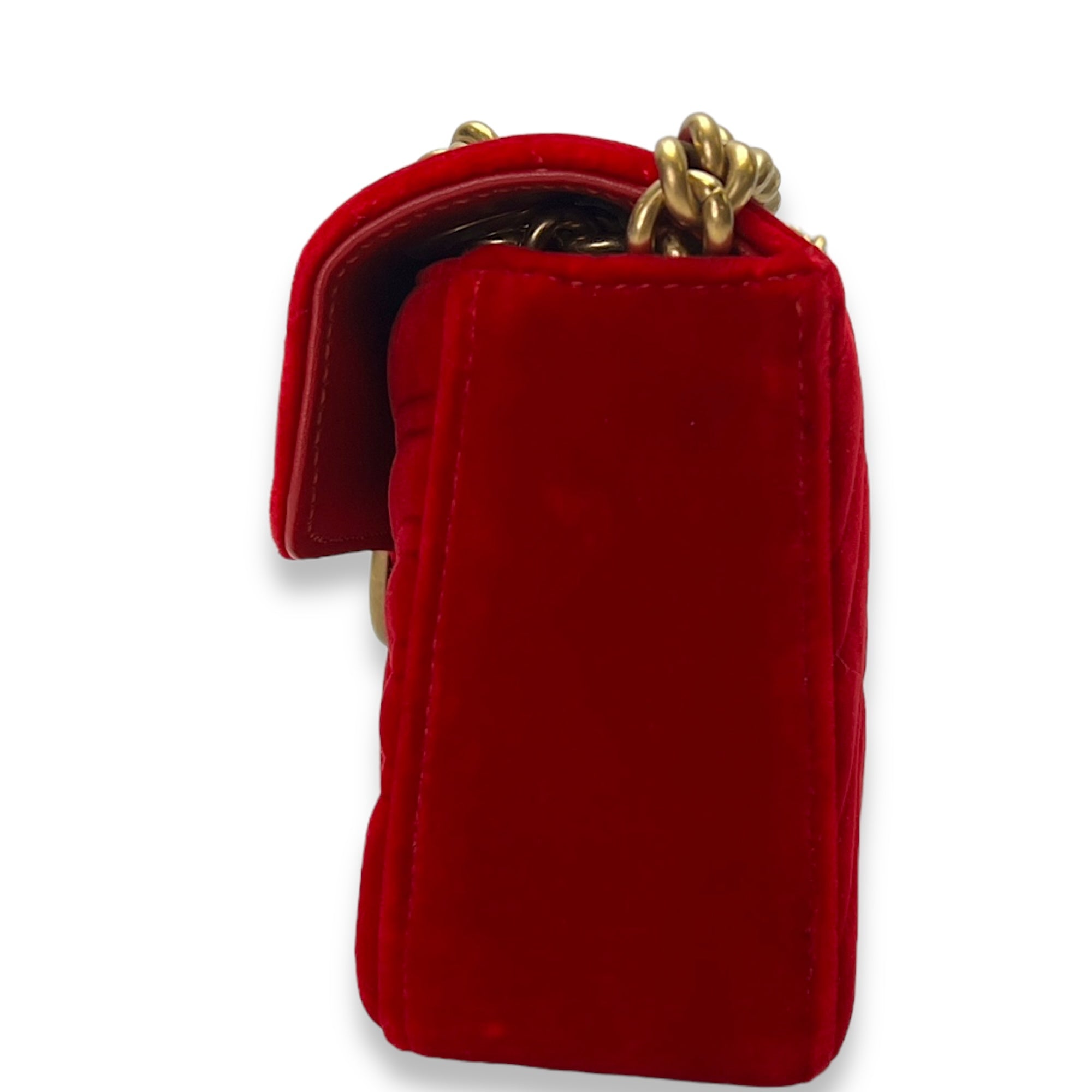 GG Marmont Mini Red Shoulder Bag in Velvet, Gold hardware