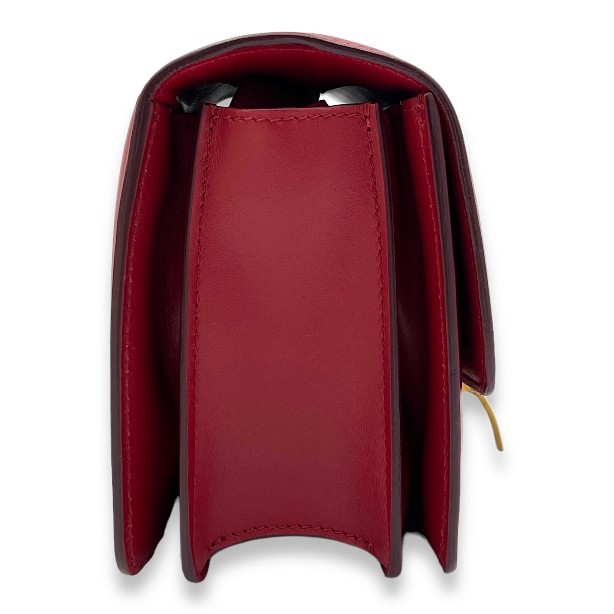 Box Small Red Shoulder Bag in Calfskin, Gold hardware