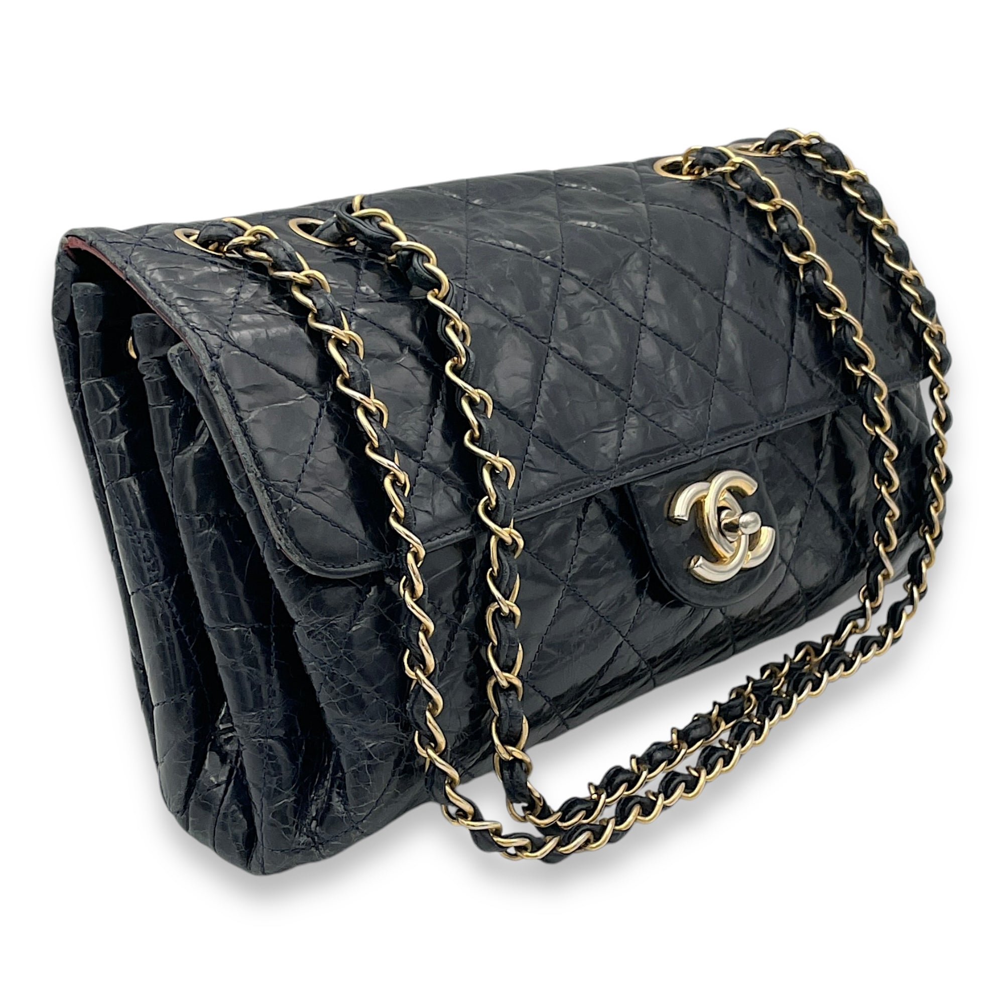 CC Turnlock Crinkled Navy Shoulder Bag in Calfskin, Gold hardware