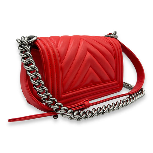 Boy Small Red Shoulder Bag in Lambskin, Gunmetal hardware