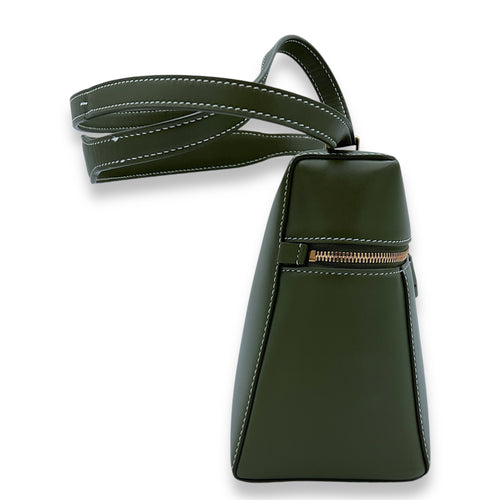 Extra Bag L27 Shoulder Bag Green in Calfskin, Gold hardware