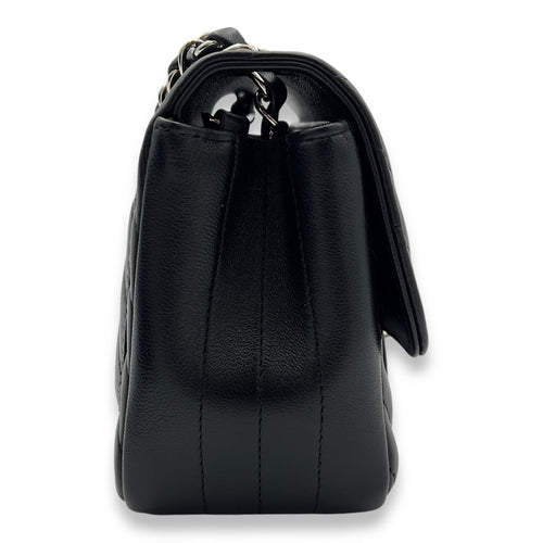 Chevron Crossbody Bag Mini Black in Lambskin, Silver hardware