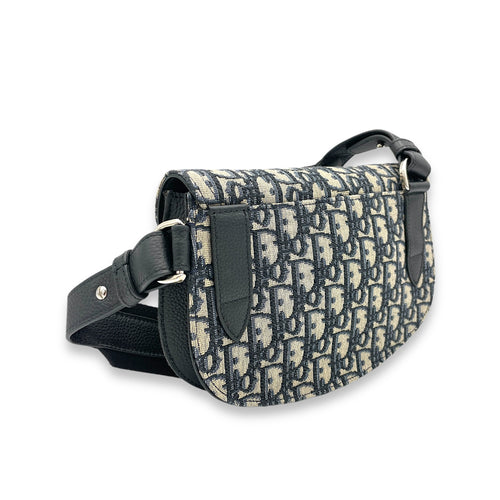 Saddle Shoulder bag in Jacquard, Gold Hardware