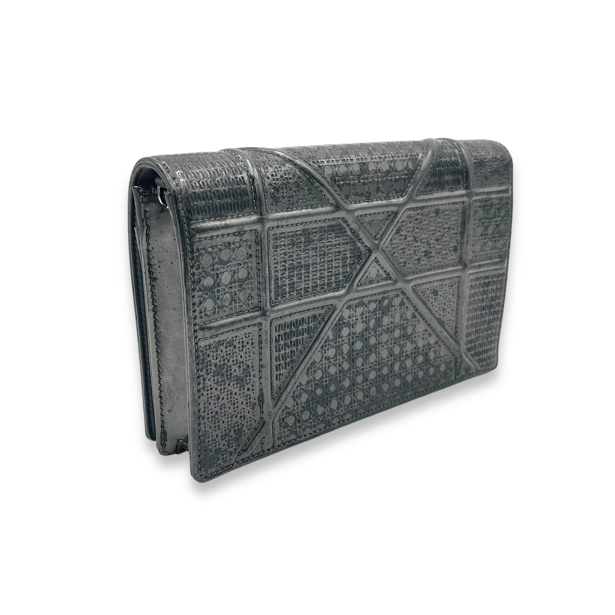 Diorama Black Wallet On Chain in Patent Leather, Silver hardware