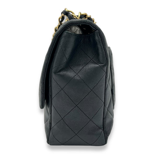 Classic Single Flap Jumbo Black Shoulder Bag in Lambskin, Gold hardware