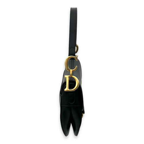 Saddle Medium Black Top Handle Bag in Calfskin, Gold hardware