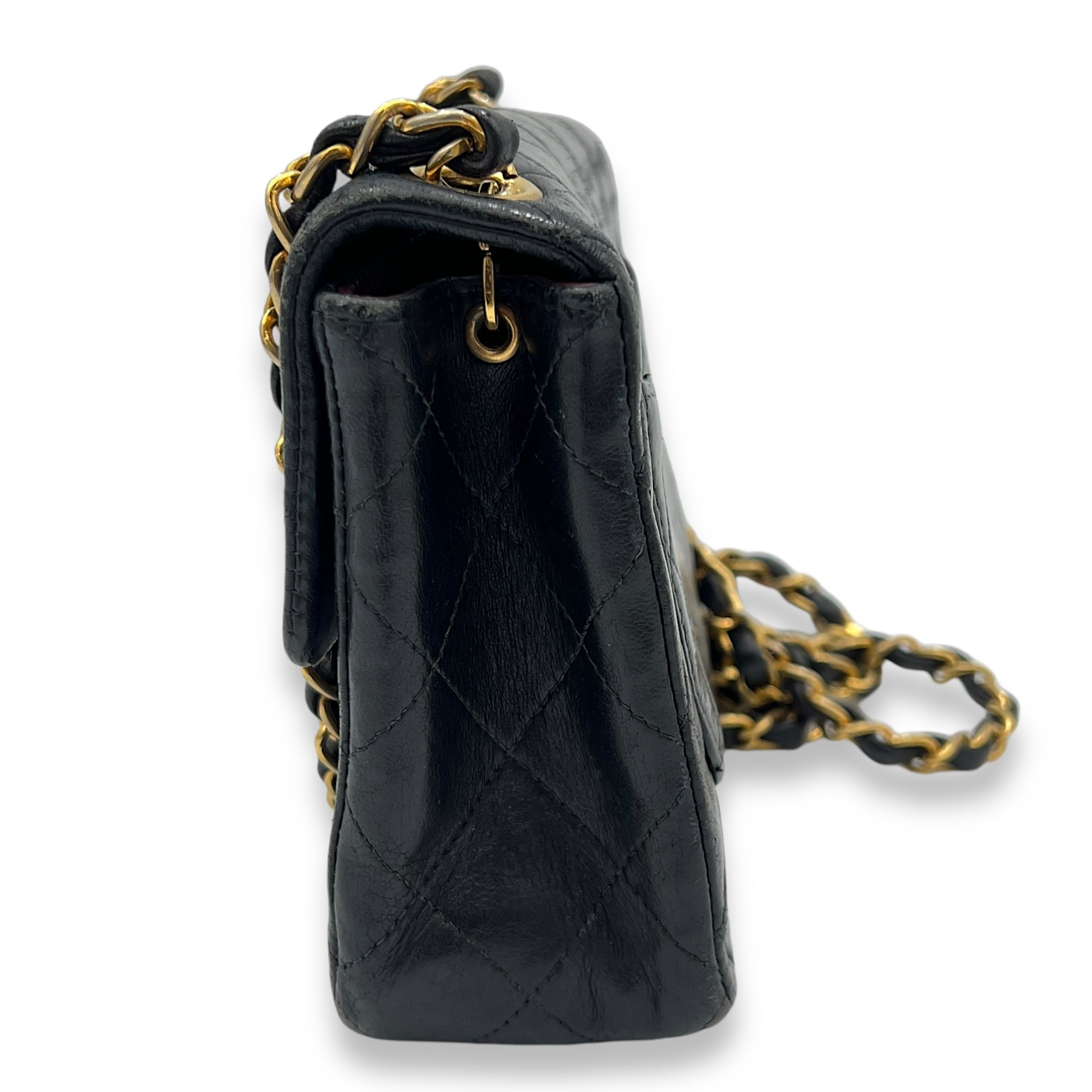 Vintage Crossbody Bag Black in Lambskin, Gold hardware