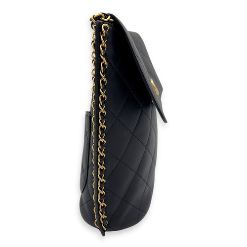 Chanel CC Chain Side Black Shoulder Bag in Calfskin, Gold hardware_7