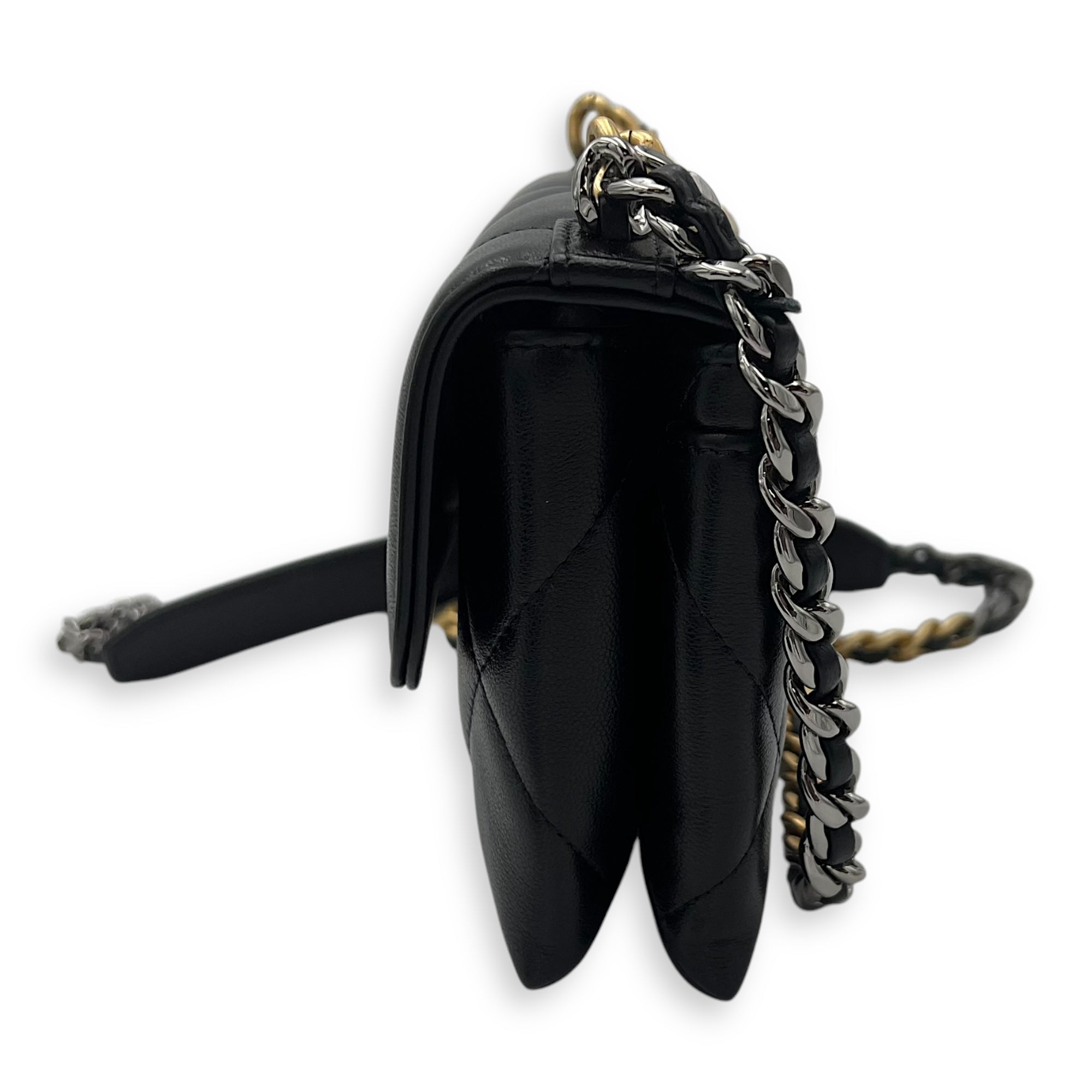 Chanel C19 Chain Pouch Black Crossbody Bag in Lambskin, Mixed hardware_4