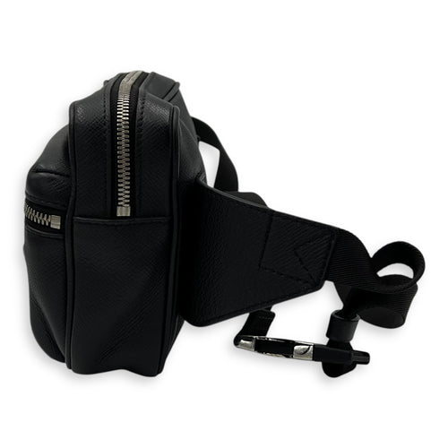 Louis Vuitton Outdoor Black Belt Bag in Taiga Leather, Silver hardware_4