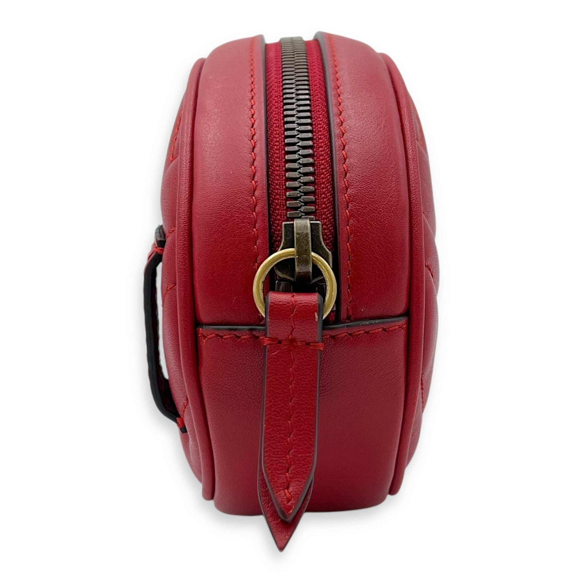 Gucci GG Marmont Belt Bag Red in Calfskin, Gold hardware_4