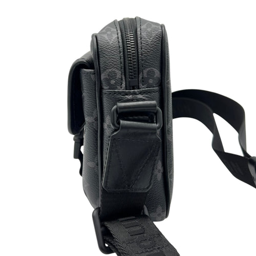 Louis Vuitton Getaway Eclipse Messenger in Monogram Coated Canvas, Black hardware_4