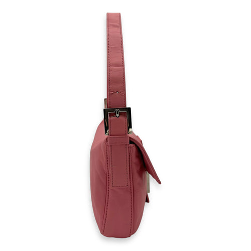 Fendi Baguette Shoulder Bag Pink in Calfskin, Silver hardware_4