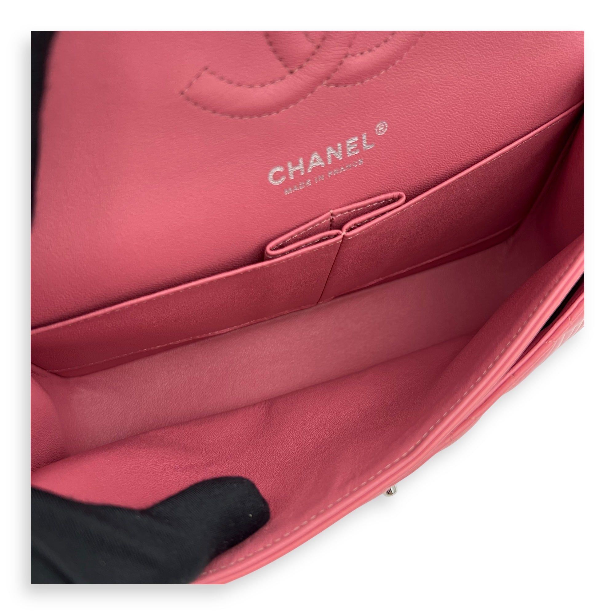 Chanel Classic Medium Pink Shoulder Bag in Lambskin, Silver hardware_6