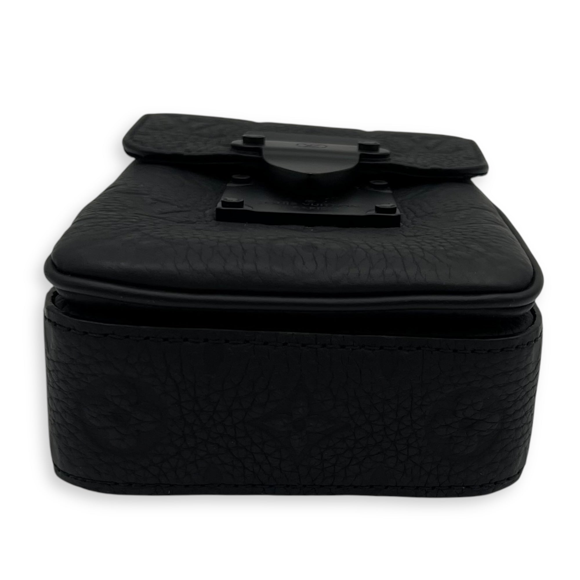 Louis Vuitton S-Lock Crossbody Bag Black in Taurillon Leather, Lacquered Metal hardware_5