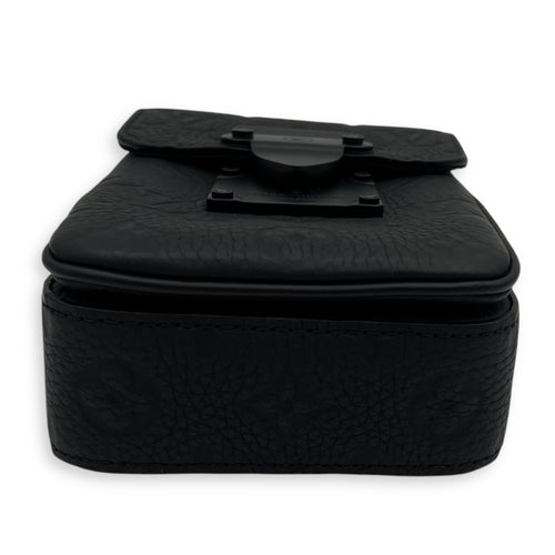 Louis Vuitton S-Lock Crossbody Bag Black in Taurillon Leather, Lacquered Metal hardware_5