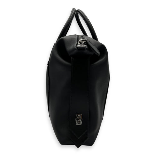 Givenchy Antigona Top Handle Bag Black in Calfskin, Silver hardware_4