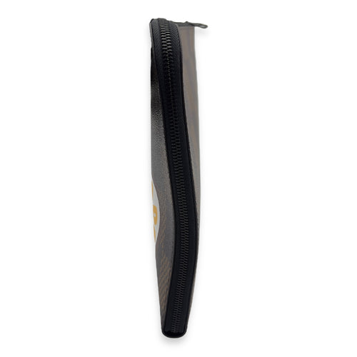 Louis Vuitton Human Made Nigo Brown Clutch in Coated Canvas, Lacquered Metal hardware_6