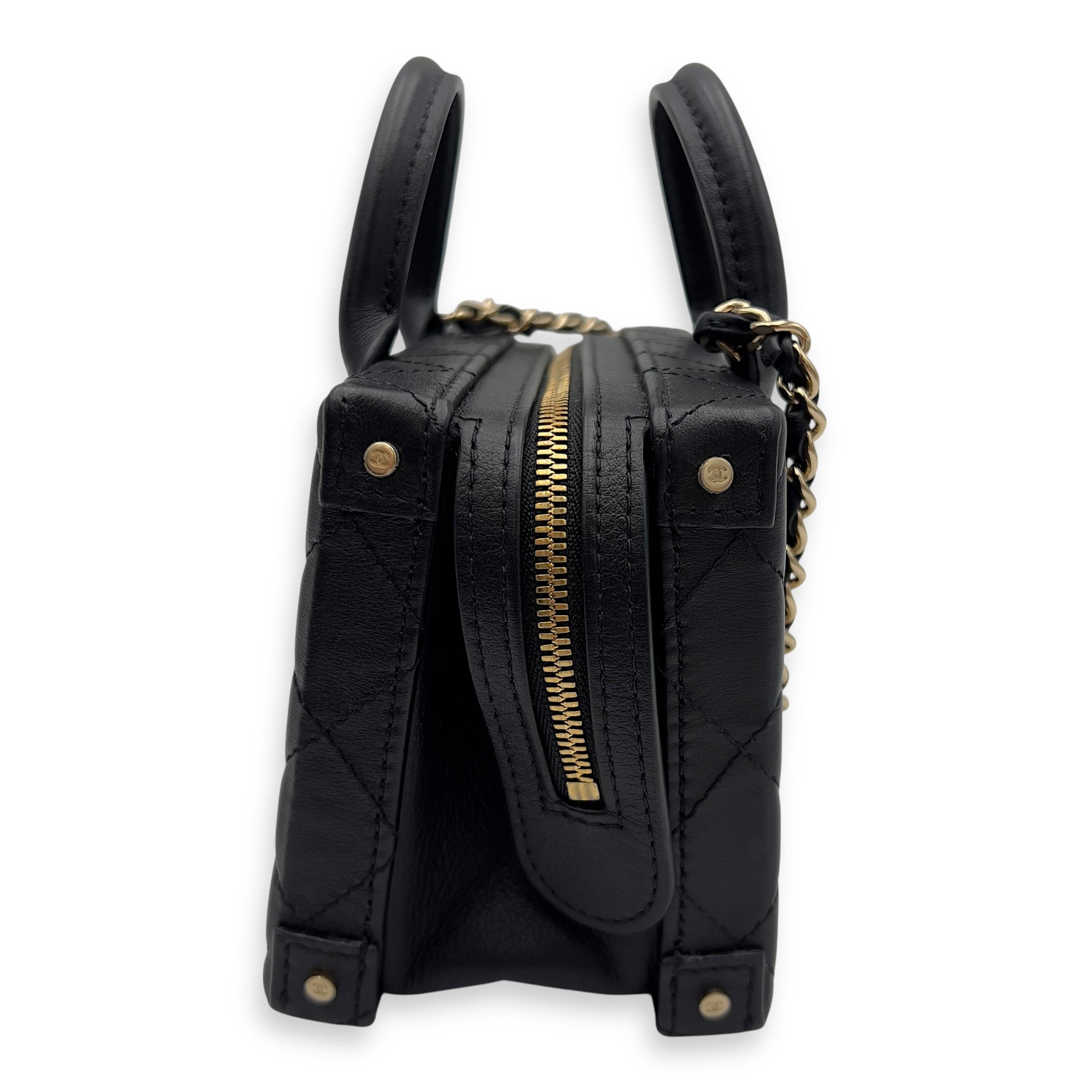 Chanel CC Black Top Handle Bag in Calfskin, Gold hardware_4