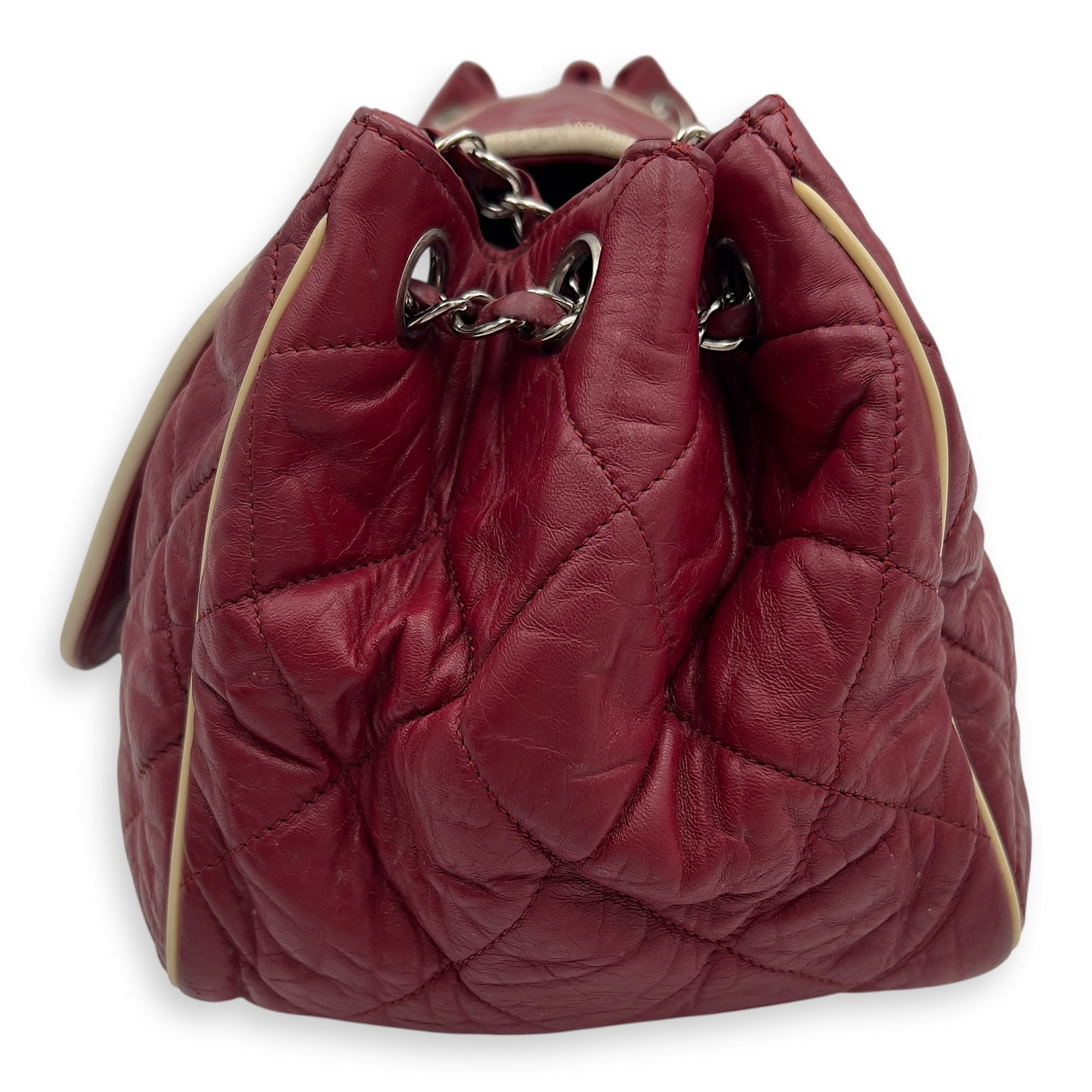 Chanel East West Shoulder Bag Red in Calfskin, Silver hardware_5