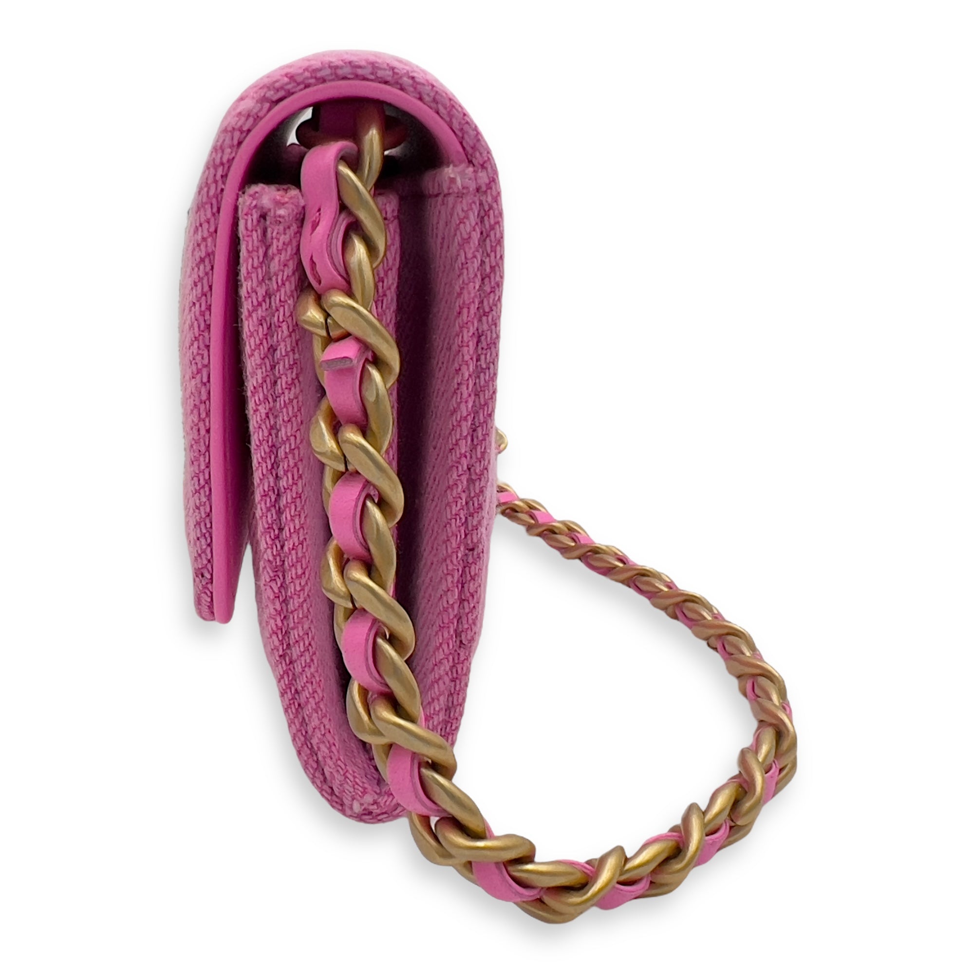 Chanel C19 Pink Wallet On Chain in Denim, Gold hardware_5