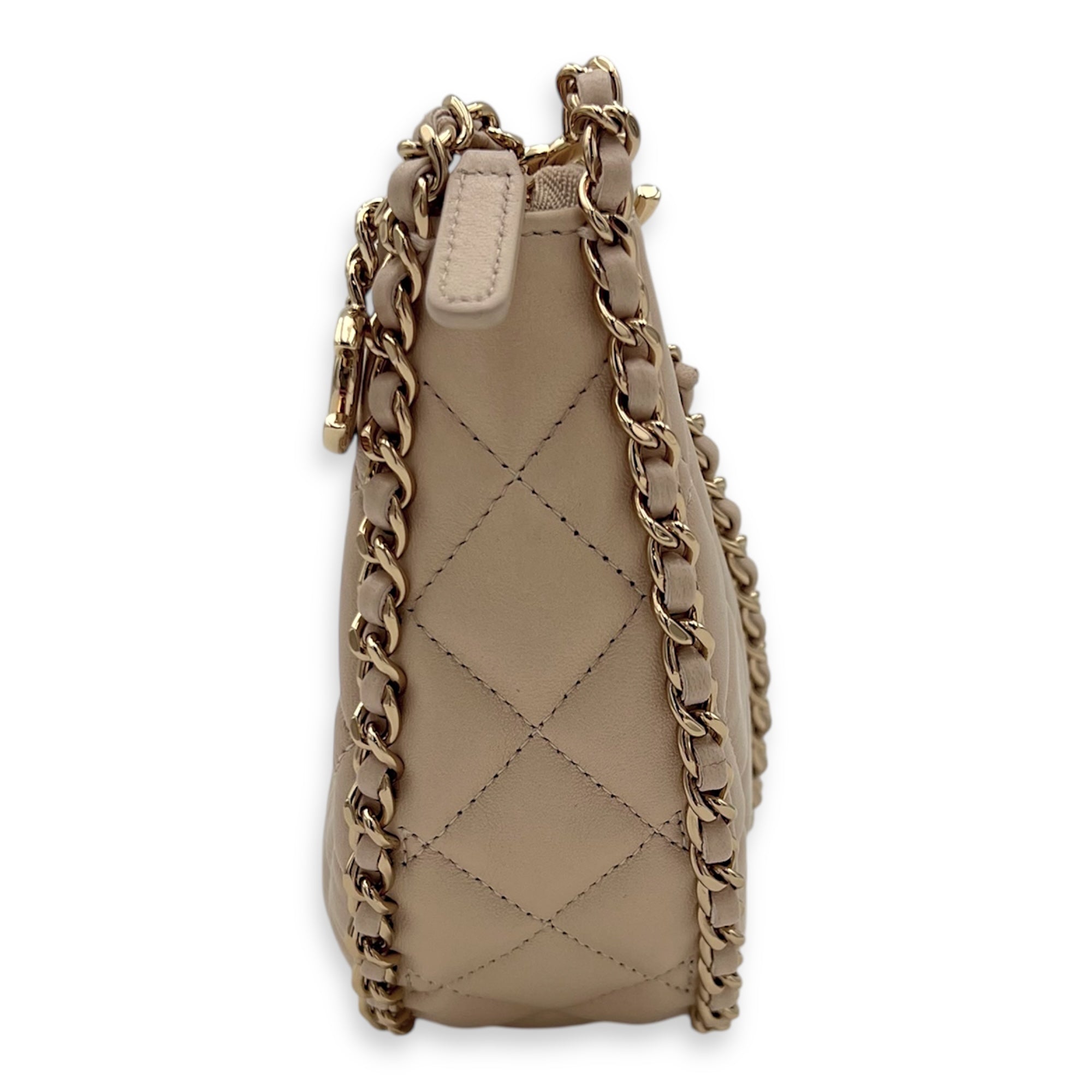 Chanel Loop Moon Shoulder Bag Beige in Lambskin, Gold hardware_5
