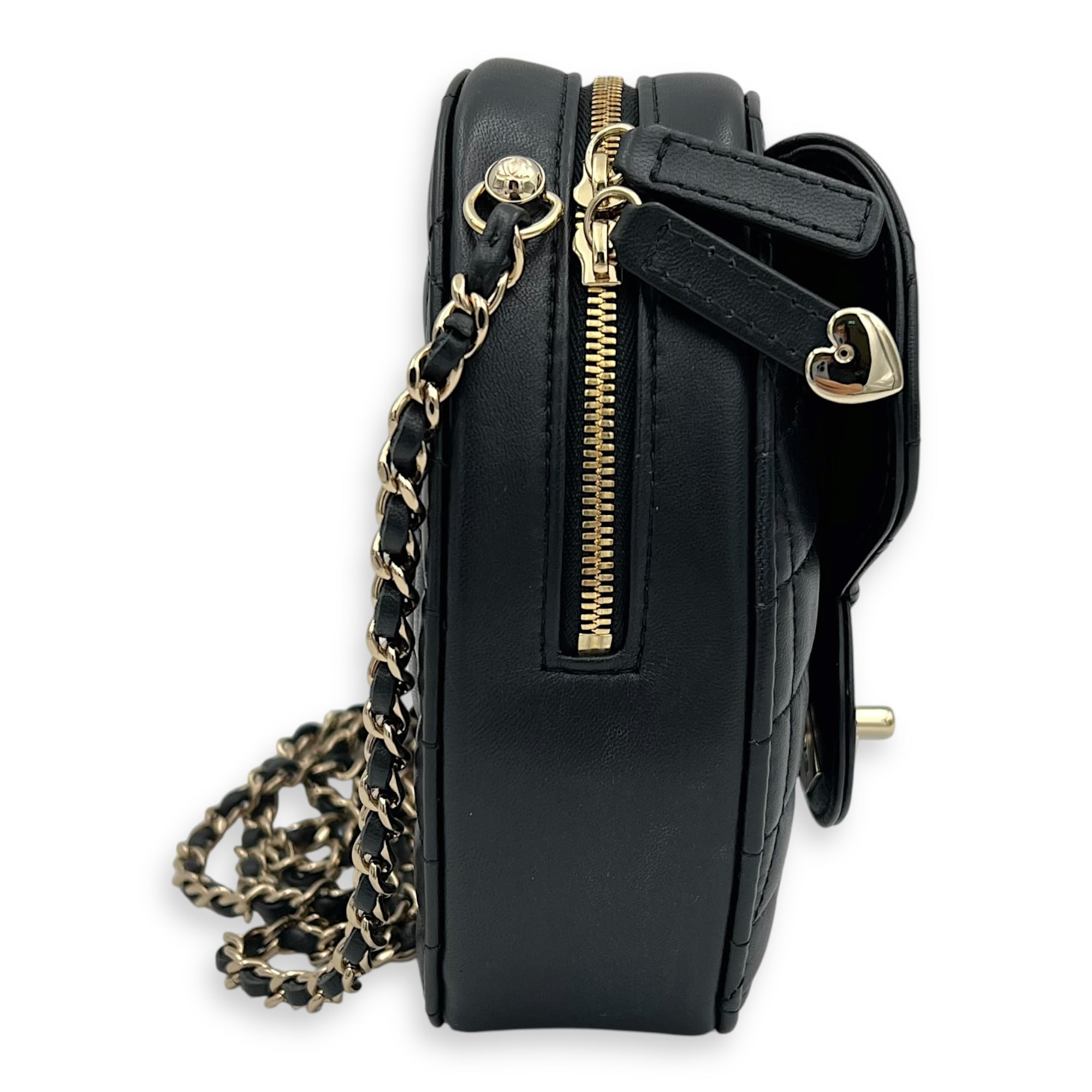 Chanel Heart  Crossbody Bag Black in Lambskin, Gold hardware_4